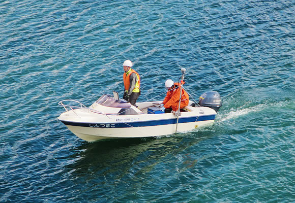 河川測量の様子